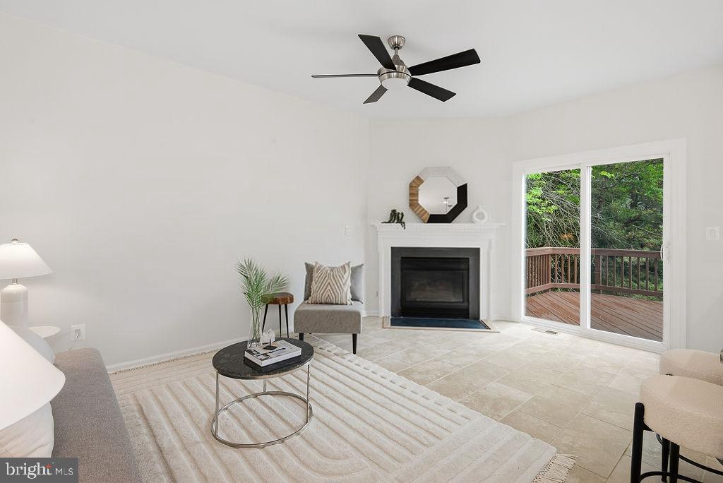 Fairfax, Virginia, 22033, United States, 3 Bedrooms Bedrooms, ,4 BathroomsBathrooms,Residential,For Sale,2048066