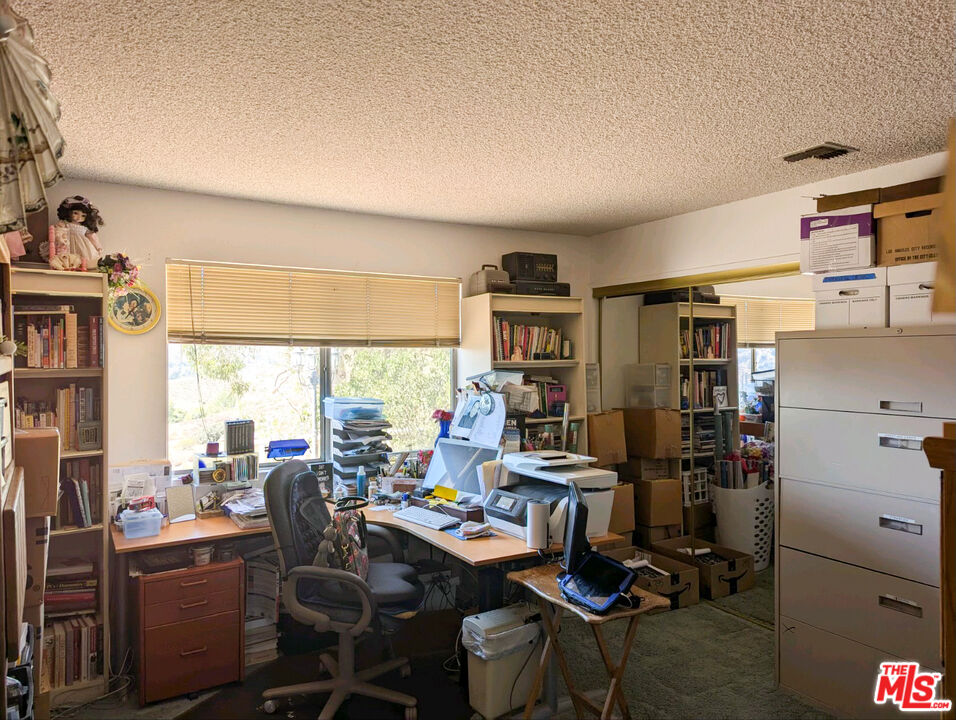 Acton, California, 93510, United States, 4 Bedrooms Bedrooms, ,3 BathroomsBathrooms,Residential,For Sale,1897411