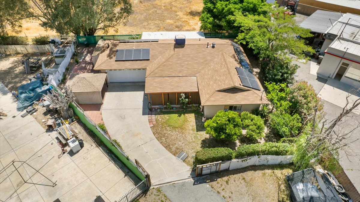 San Jacinto, California, 92583, United States, 6 Bedrooms Bedrooms, ,4 BathroomsBathrooms,Residential,For Sale,1977505