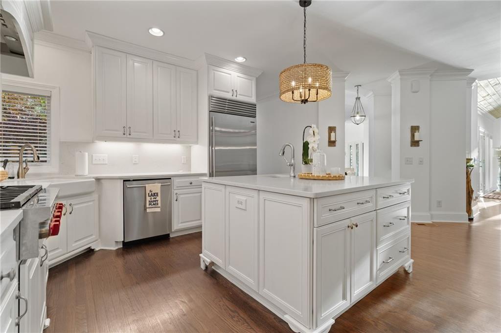 Big Canoe, Georgia, 30143, United States, 5 Bedrooms Bedrooms, ,6 BathroomsBathrooms,Residential,For Sale,1996415