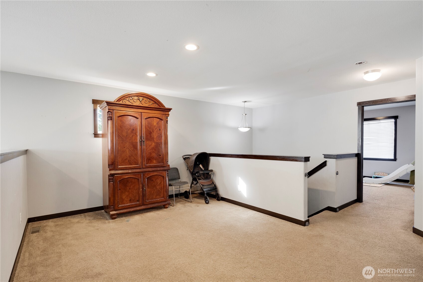 Ferndale, Washington, 98248, United States, 5 Bedrooms Bedrooms, ,3 BathroomsBathrooms,Residential,For Sale,1836805