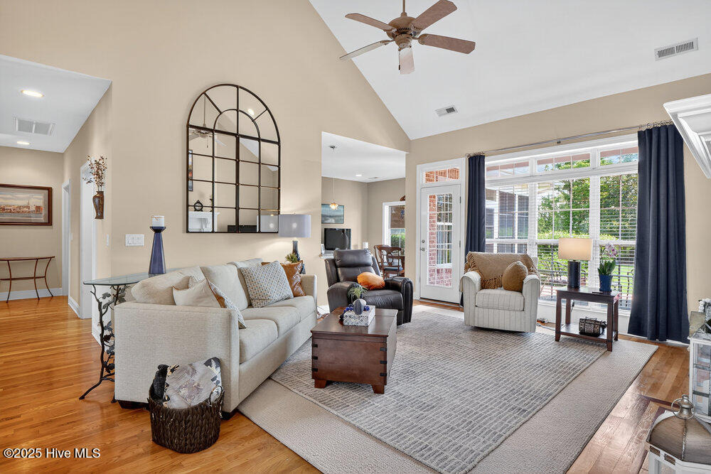 Leland, North Carolina, 28451, United States, 4 Bedrooms Bedrooms, ,3 BathroomsBathrooms,Residential,For Sale,1926317