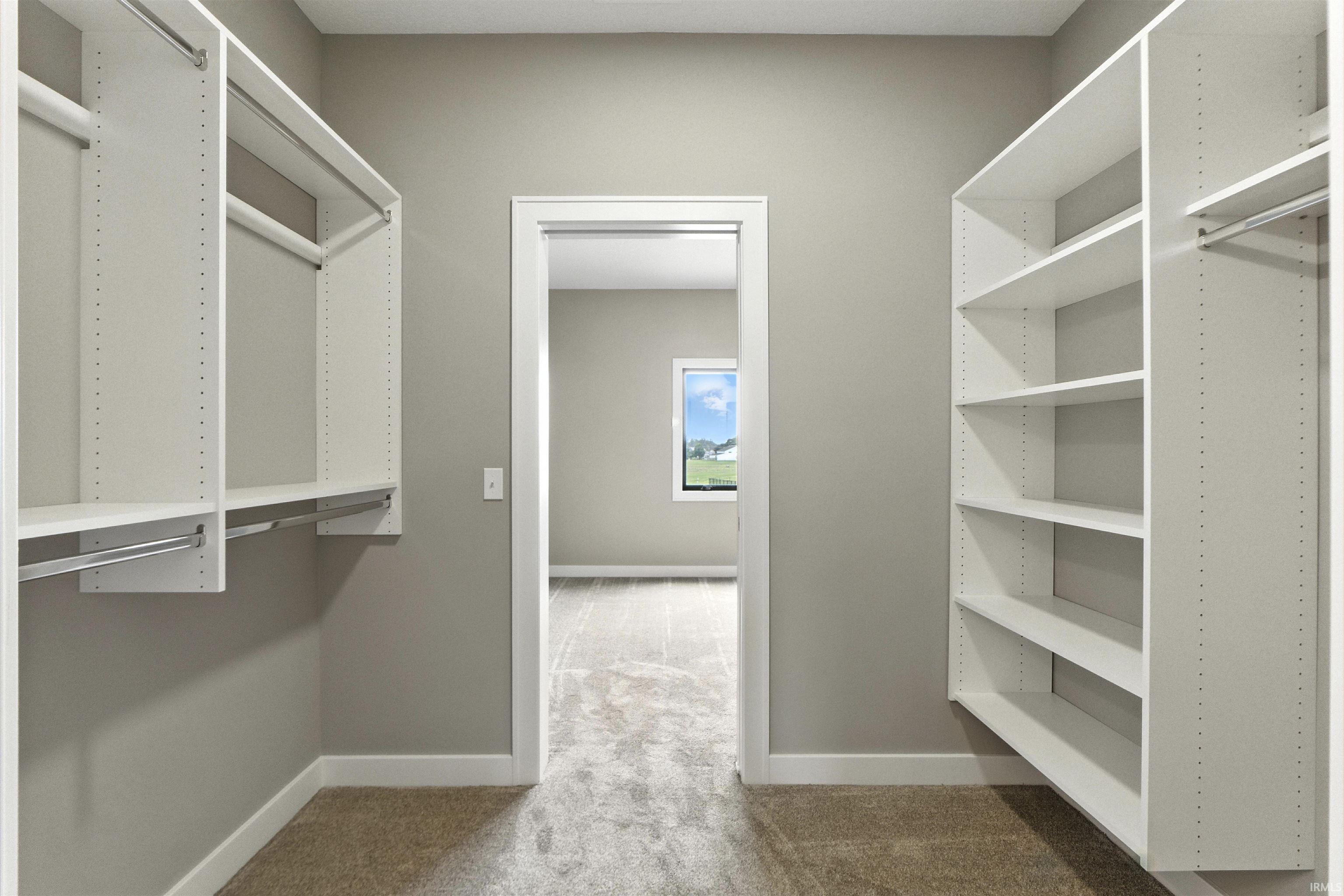 Huntertown, Indiana, 46748, United States, 4 Bedrooms Bedrooms, ,4 BathroomsBathrooms,Residential,For Sale,1977042