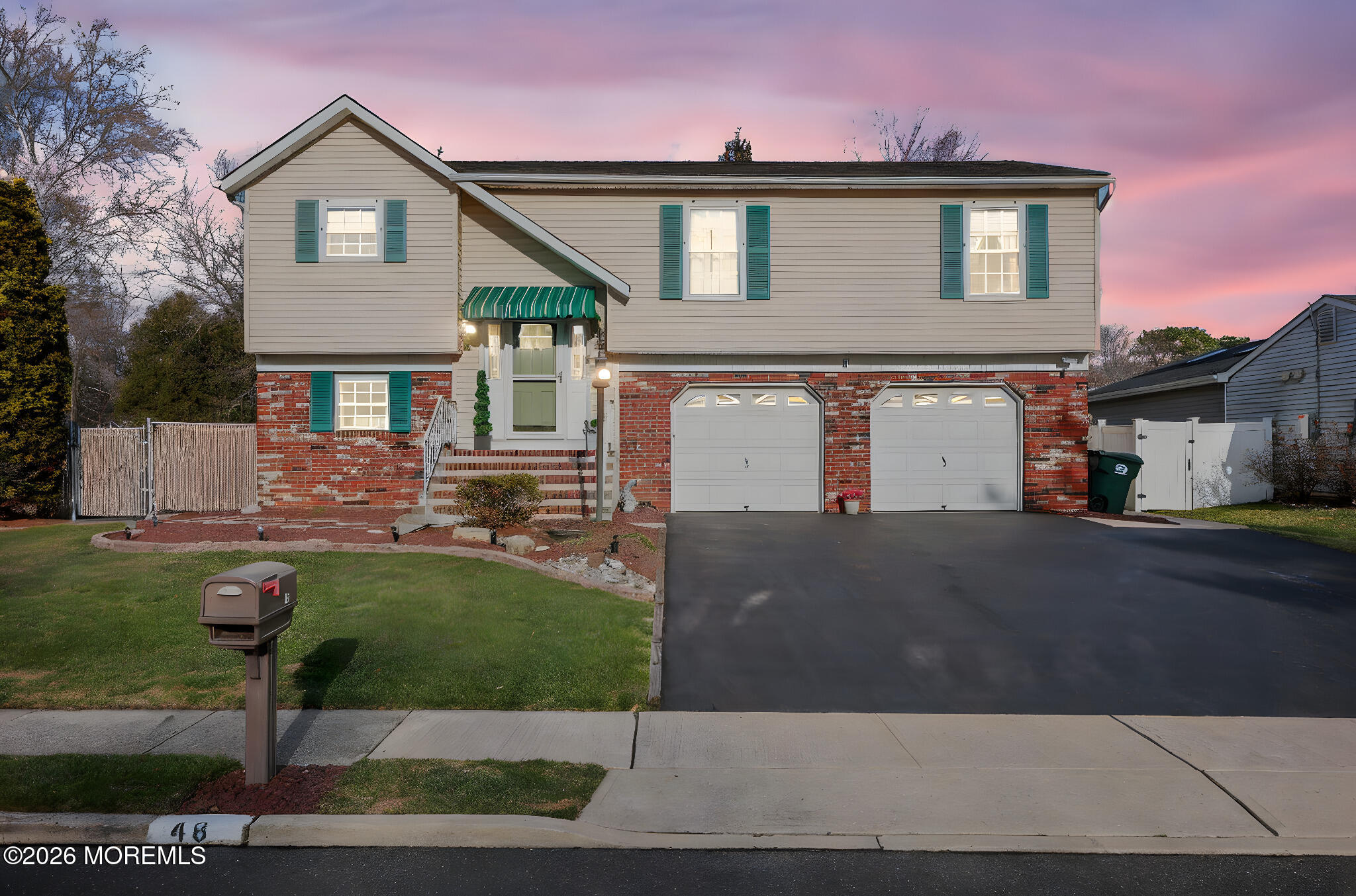 Howell, New Jersey, 07731, United States, 3 Bedrooms Bedrooms, ,3 BathroomsBathrooms,Residential,For Sale,2008506