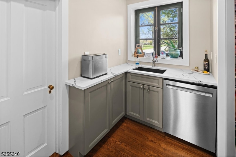 Montgomery Twp., New Jersey, 08540, United States, 6 Bedrooms Bedrooms, ,6 BathroomsBathrooms,Residential,For Sale,1847578