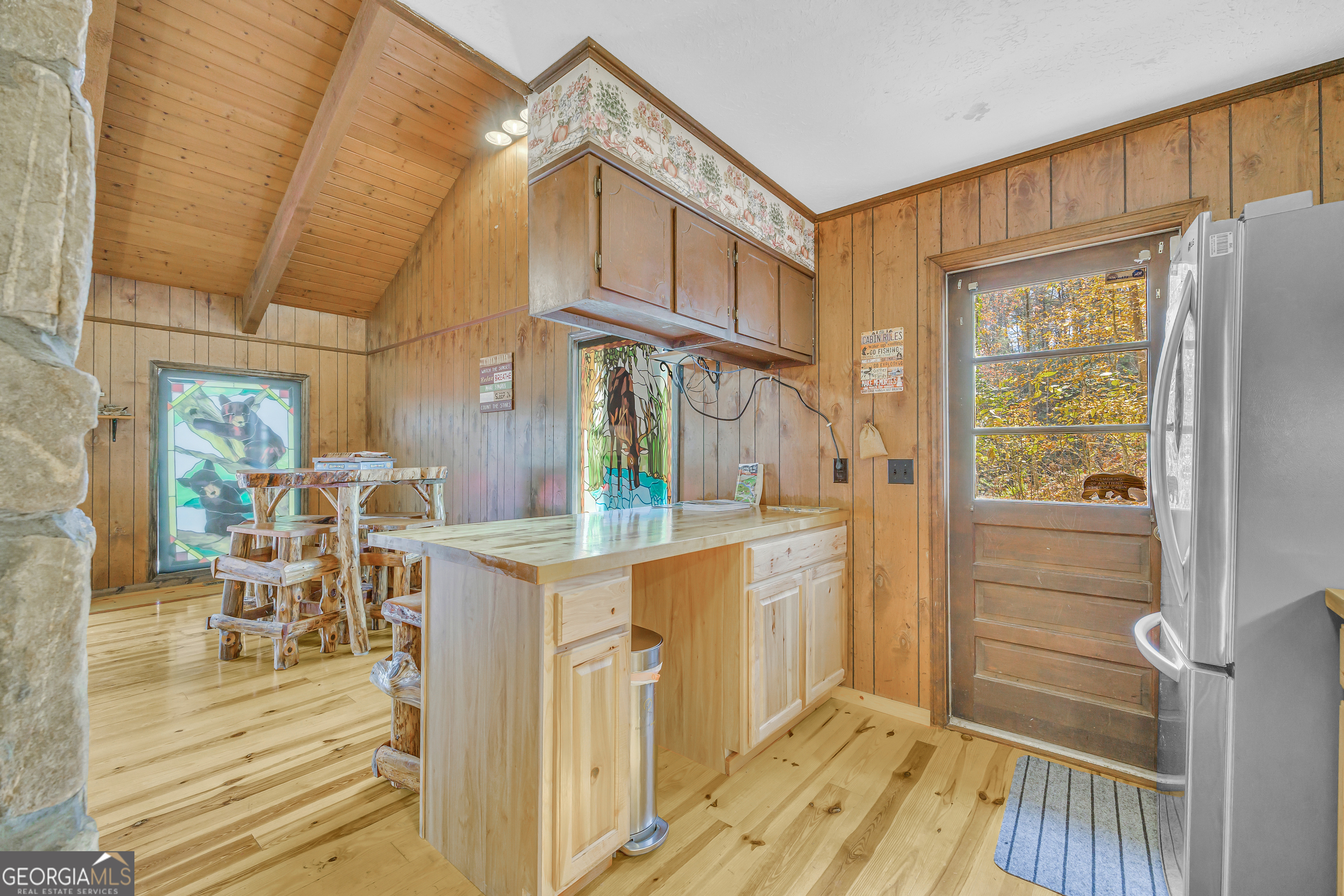 Helen, Georgia, 30545, United States, 3 Bedrooms Bedrooms, ,2 BathroomsBathrooms,Residential,For Sale,1993891