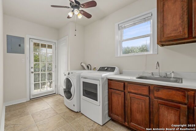 San Antonio, Texas, 78212, United States, 5 Bedrooms Bedrooms, ,4 BathroomsBathrooms,Residential,For Sale,1895451