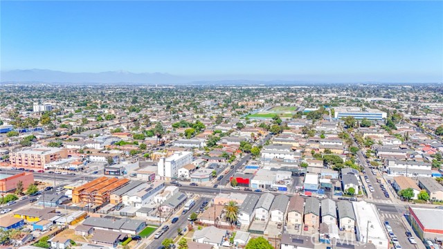 Los Angeles, California, 90061, United States, 2 Bedrooms Bedrooms, ,2 BathroomsBathrooms,Residential,For Sale,1981652