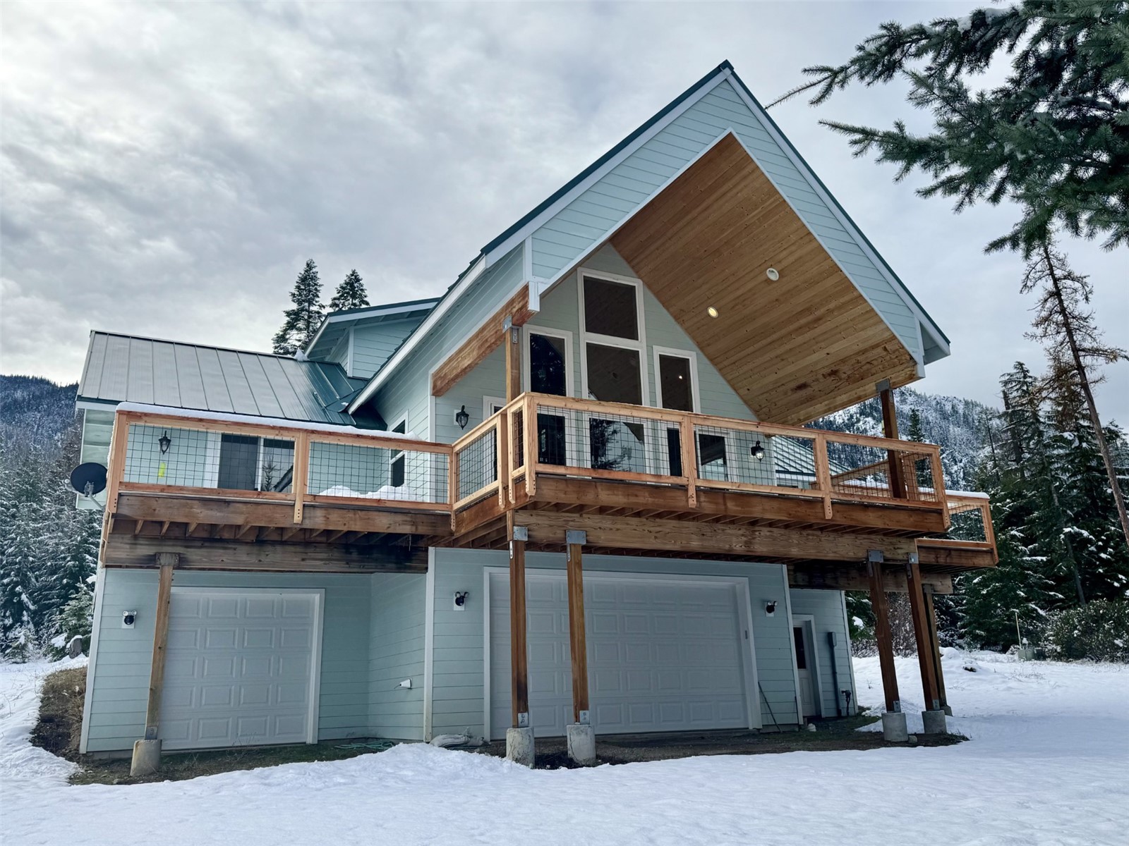 Cle Elum, Washington, 98922, United States, 3 Bedrooms Bedrooms, ,2 BathroomsBathrooms,Residential,For Sale,2001560