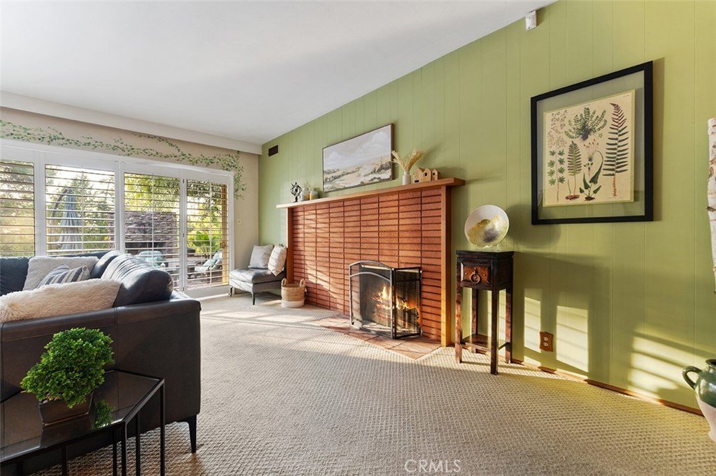 Riverside, California, 92506, United States, 4 Bedrooms Bedrooms, ,3 BathroomsBathrooms,Residential,For Sale,1973908