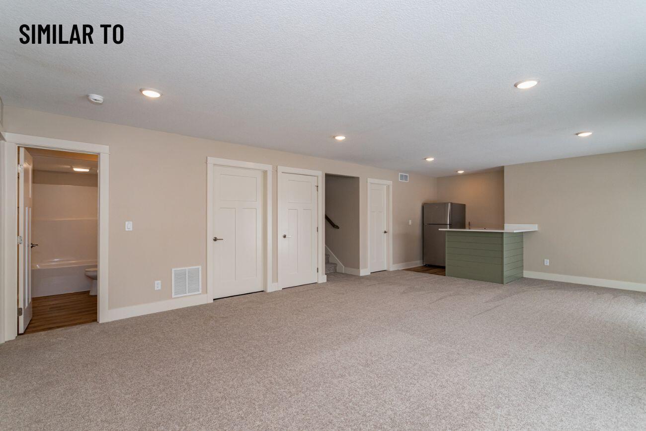 Huxley, Iowa, 50124, United States, 5 Bedrooms Bedrooms, ,3 BathroomsBathrooms,Residential,For Sale,1979584