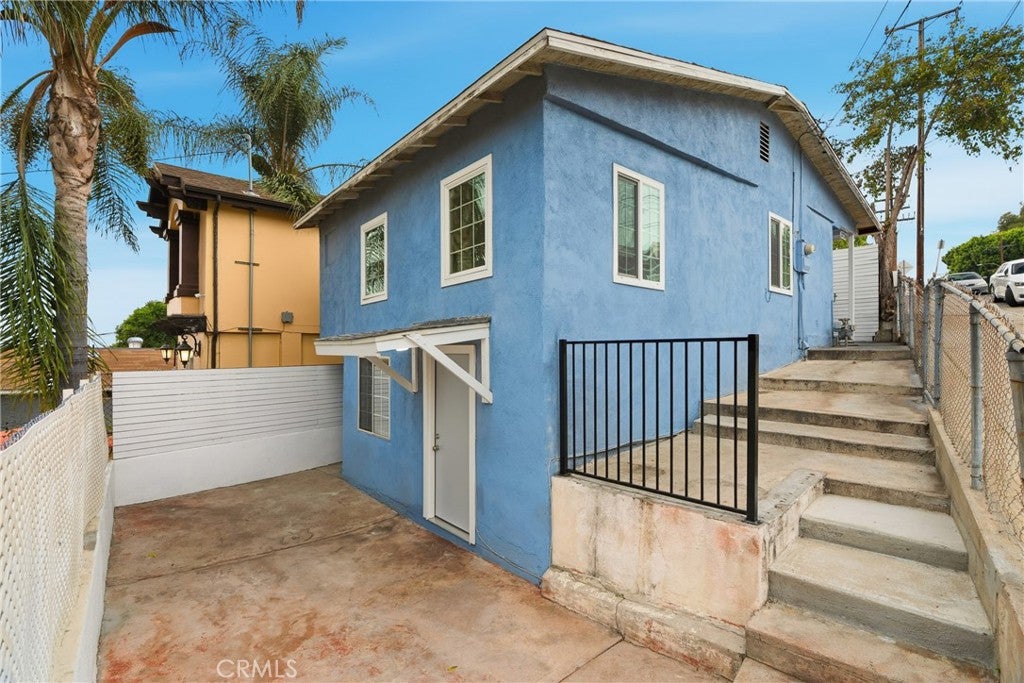 Los Angeles, California, 90063, United States, 2 Bedrooms Bedrooms, ,1 BathroomBathrooms,Residential,For Sale,1990786