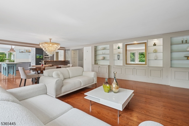 Kinnelon Boro, New Jersey, 07405-2443, United States, 4 Bedrooms Bedrooms, ,3 BathroomsBathrooms,Residential,For Sale,1861963
