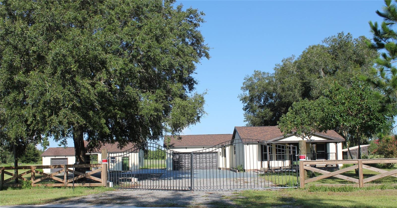 13832 BAY LAKE RD, GROVELAND, Florida, 34736, United States, 4 Bedrooms Bedrooms, ,3 BathroomsBathrooms,Residential,For Sale,13832 BAY LAKE RD,1625237
