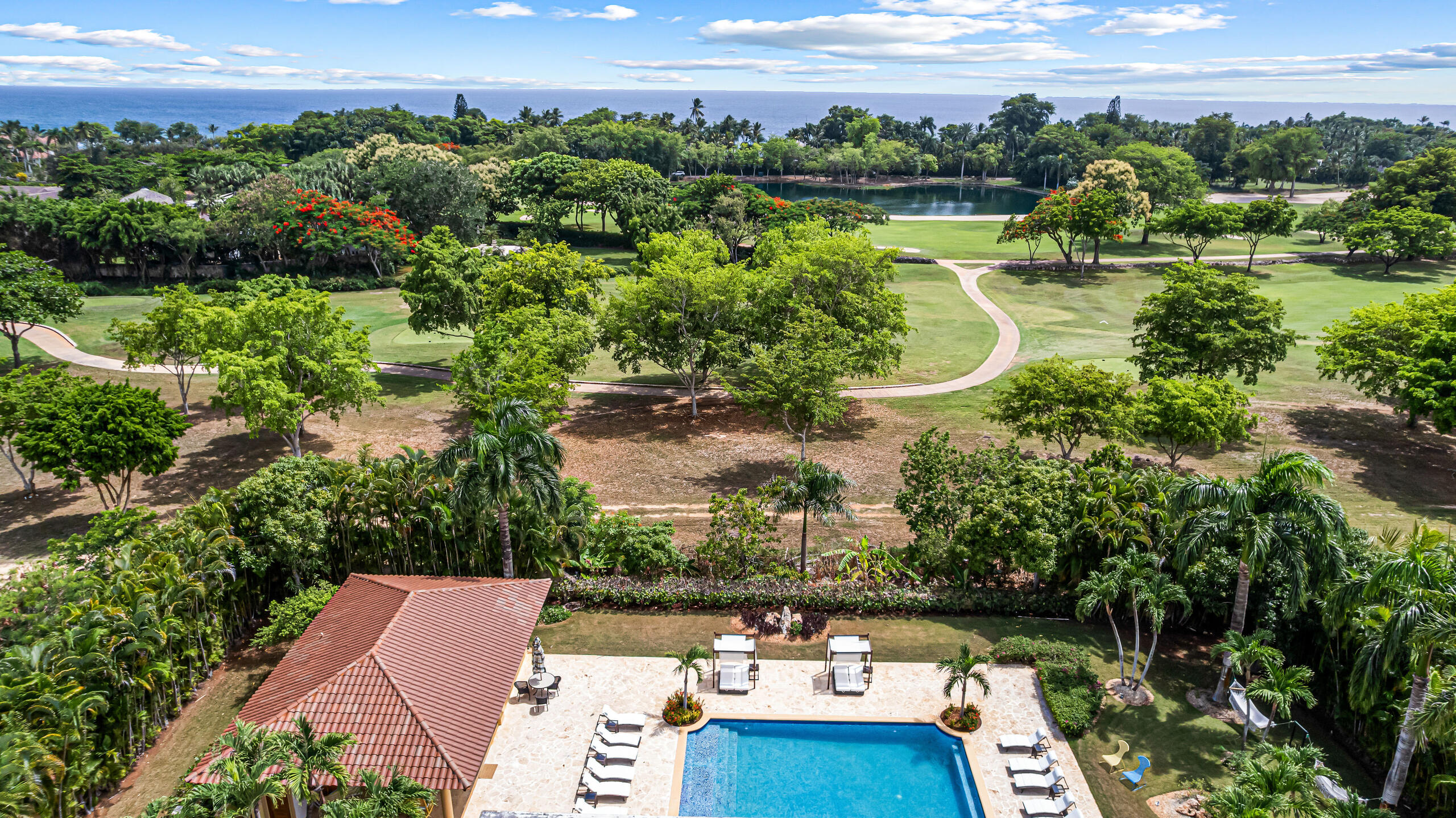  Punta Aguila 54 :  Large One-Level Corner Villa Overlooking the Lake and Teeth - 物件實景