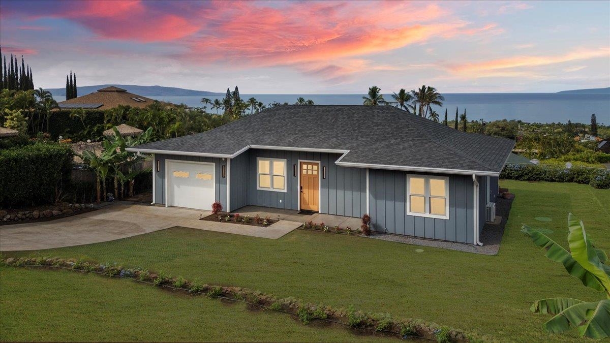 Kihei, Hawaii, 96753, United States, 2 Bedrooms Bedrooms, ,1 BathroomBathrooms,Residential,For Sale,1998812