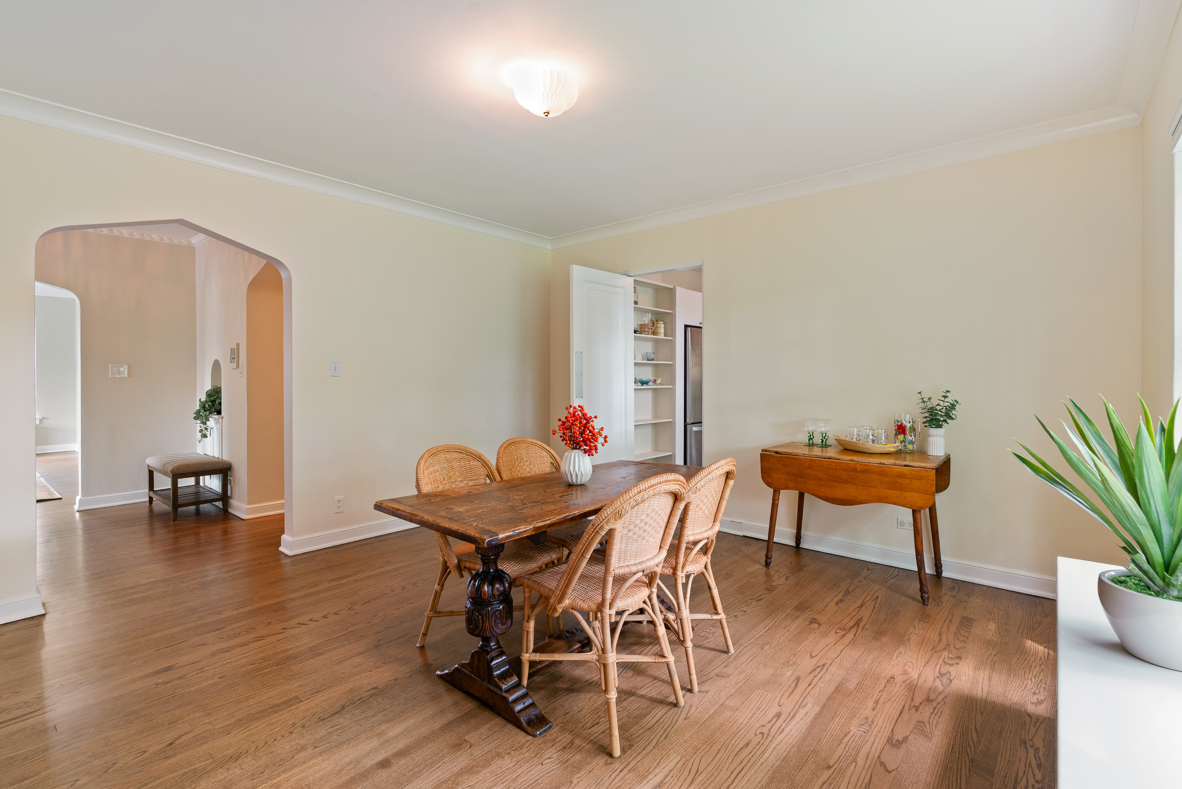  Timeless Architectural Details That Make Evanston