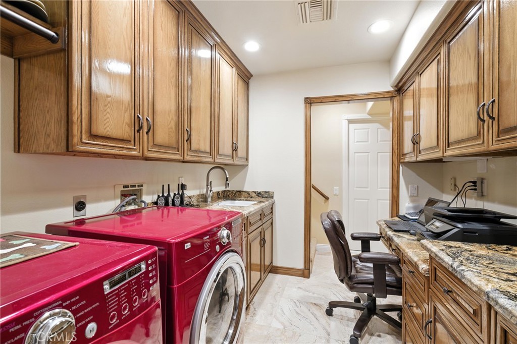 Oxnard, California, 93035, United States, 4 Bedrooms Bedrooms, ,3 BathroomsBathrooms,Residential,For Sale,1980111