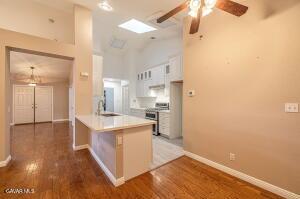 Quartz Hill, California, 93536, United States, 4 Bedrooms Bedrooms, ,2 BathroomsBathrooms,Residential,For Sale,1867125