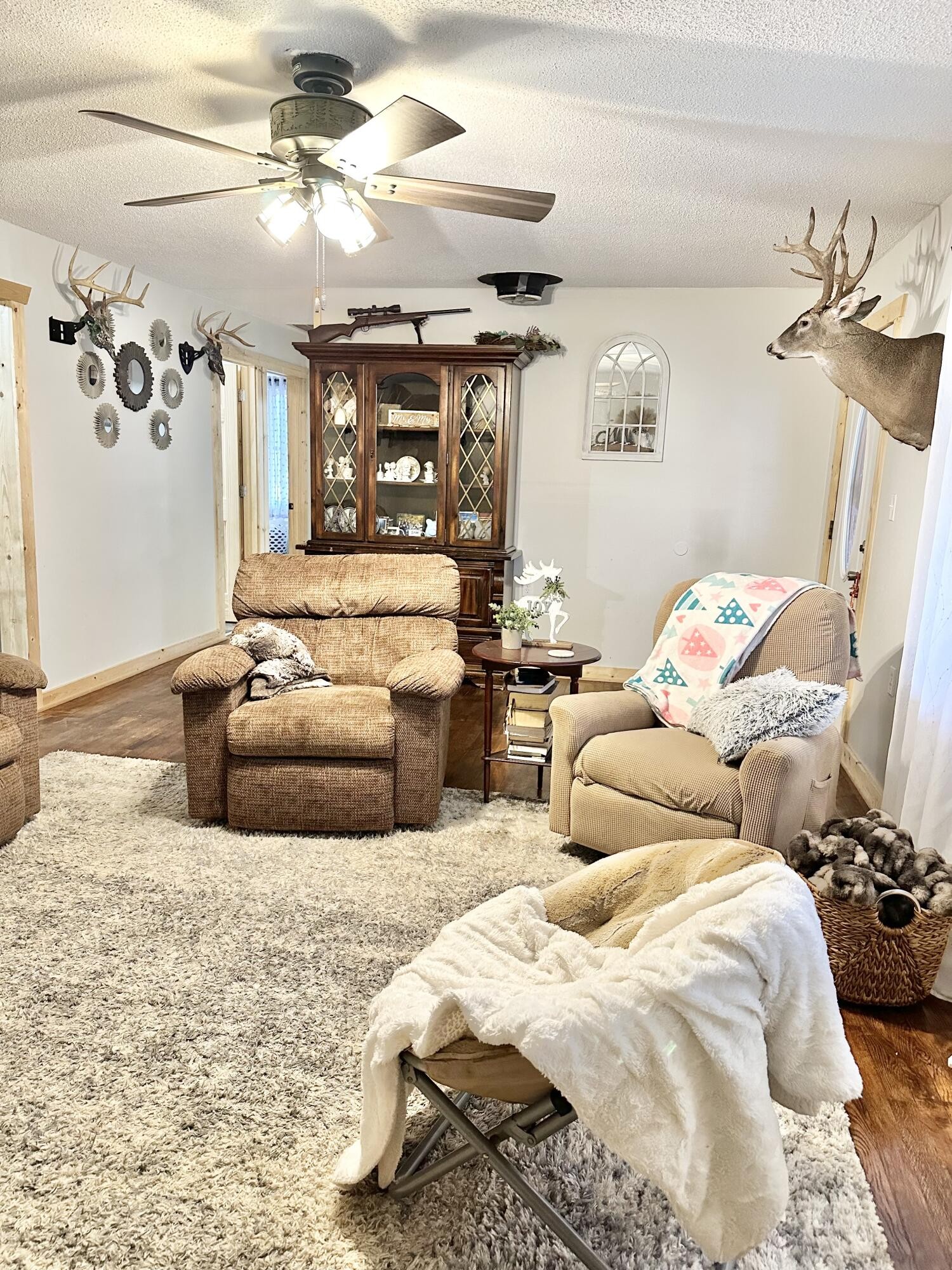 Long Lane, Missouri, 65590, United States, 2 Bedrooms Bedrooms, ,1 BathroomBathrooms,Residential,For Sale,1934971