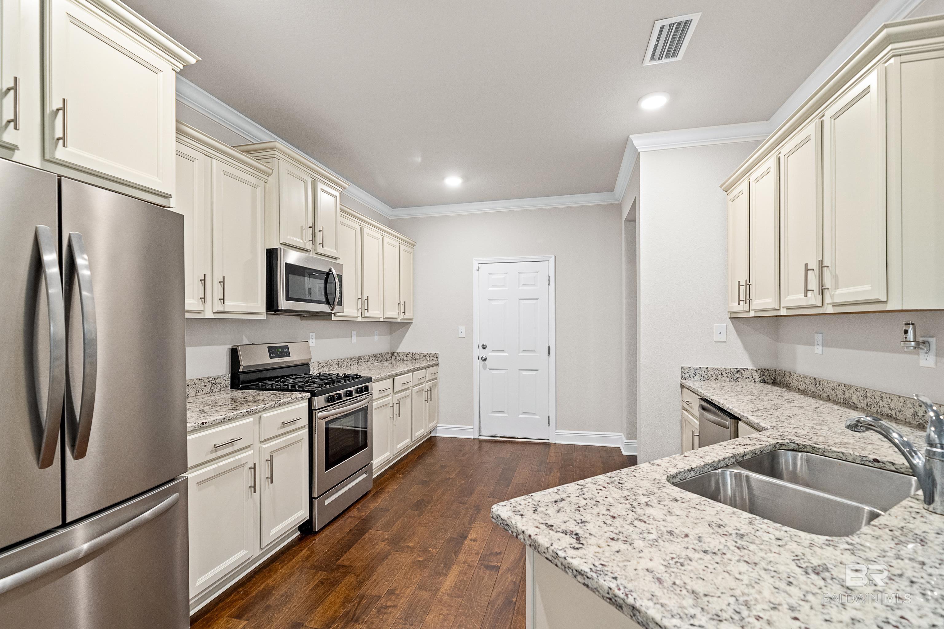 Gulf Shores, Alabama, 36542, United States, 3 Bedrooms Bedrooms, ,2 BathroomsBathrooms,Residential,For Sale,1956967