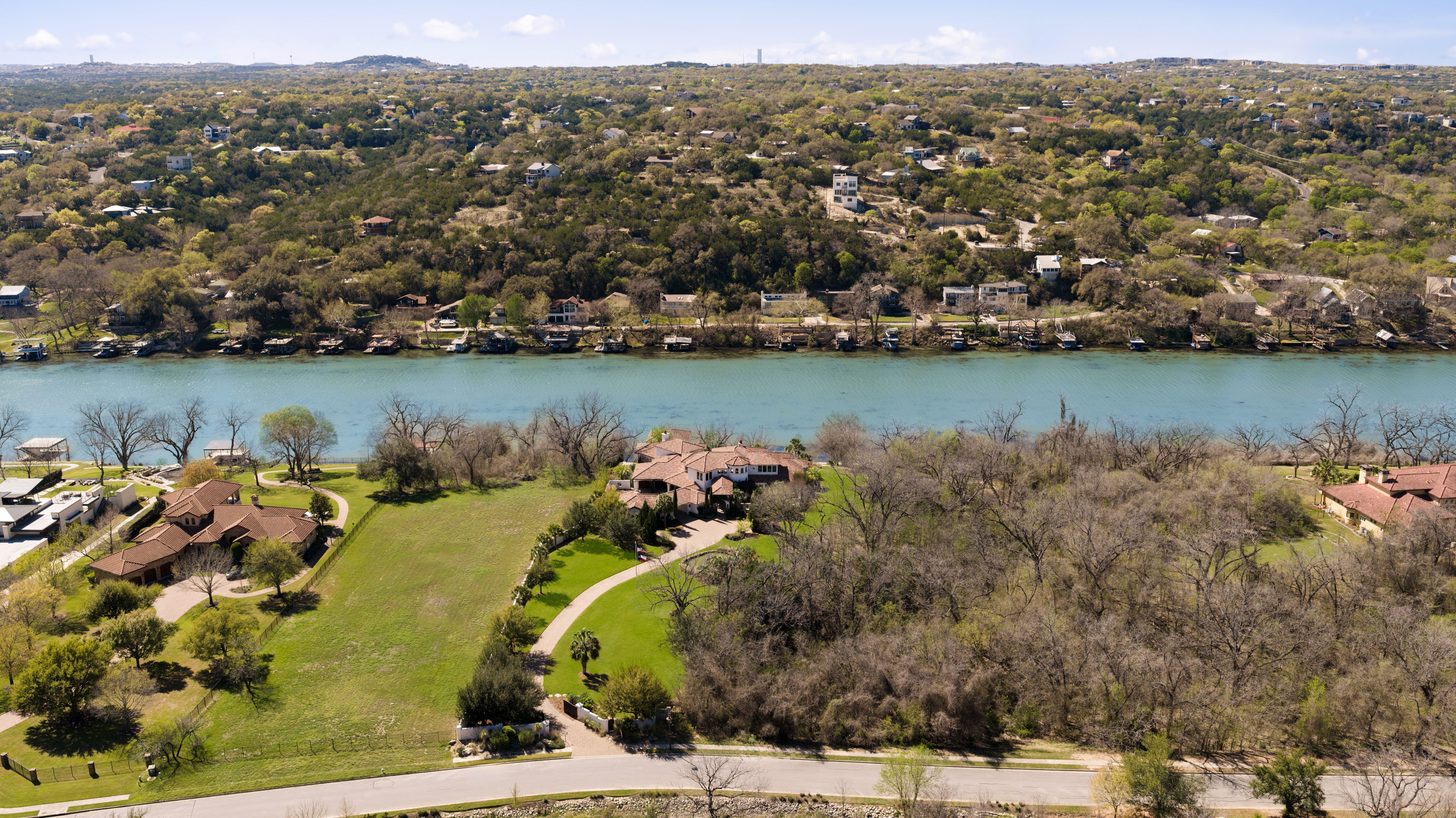  Butterfly Beach on Lake Austin - 物件實景