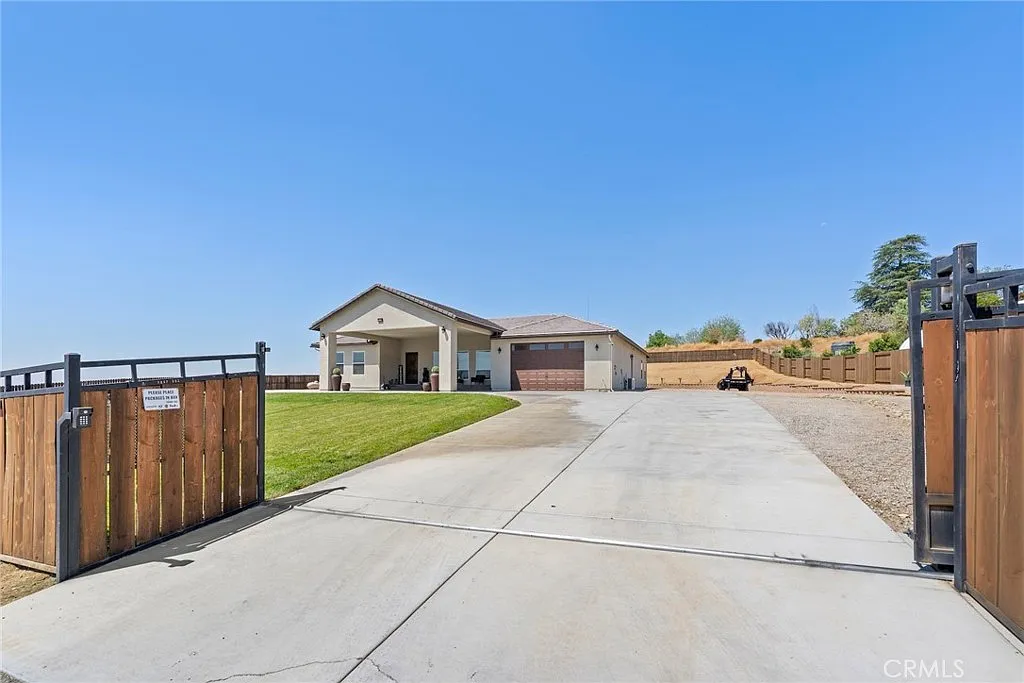 Cherry Valley, California, 92223, United States, 4 Bedrooms Bedrooms, ,3 BathroomsBathrooms,Residential,For Sale,1983713