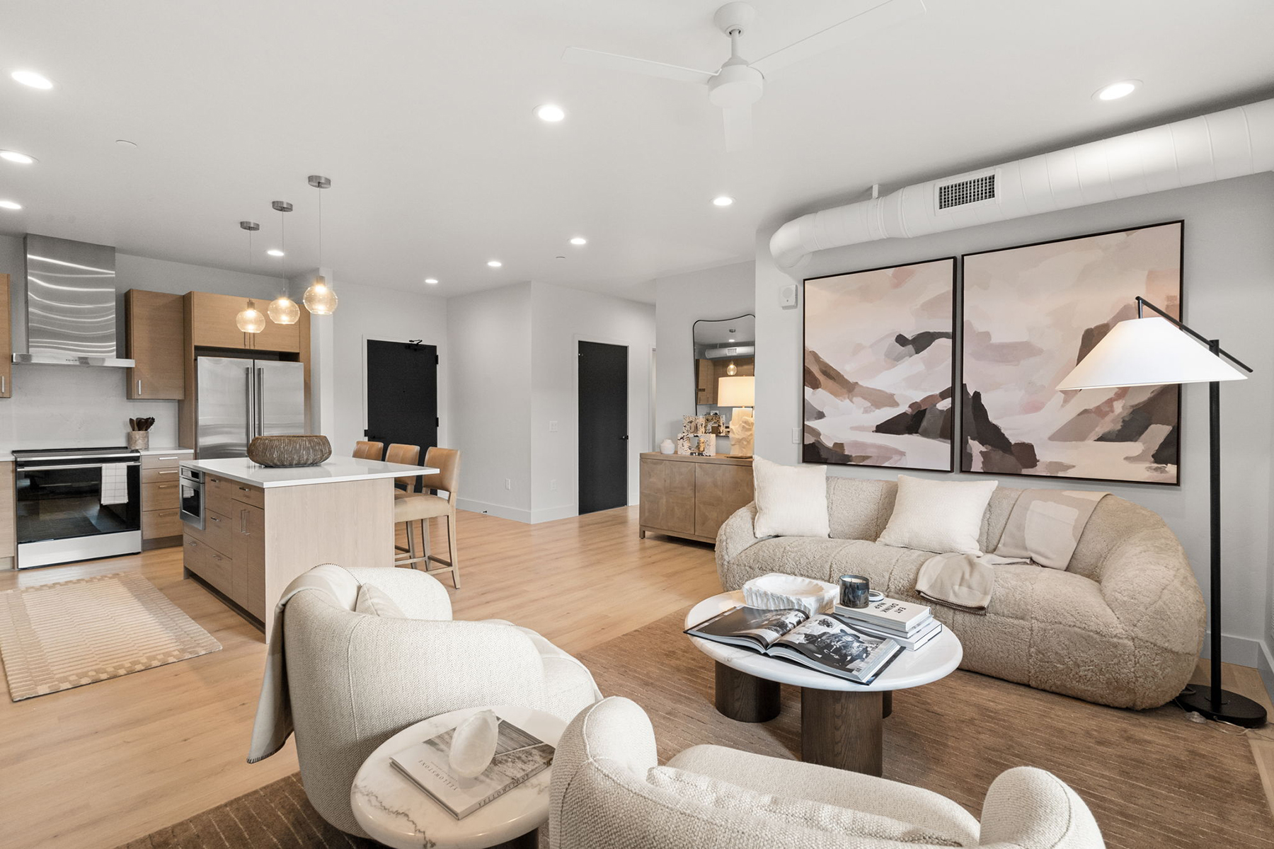  211 Town Center Avenue, 2F - 物件實景