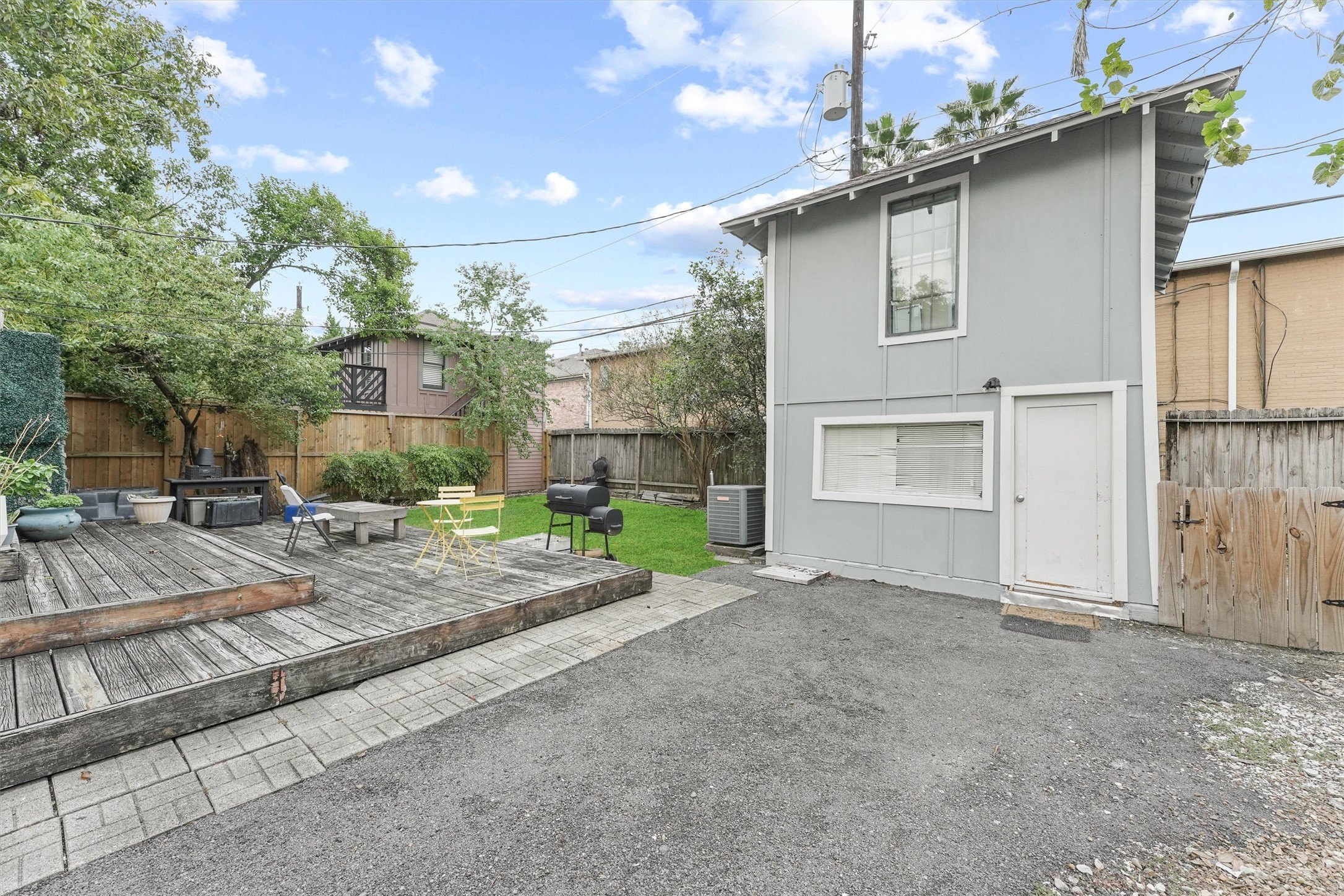 Houston, Texas, 77006, United States, 3 Bedrooms Bedrooms, ,1 BathroomBathrooms,Residential,For Sale,1982150