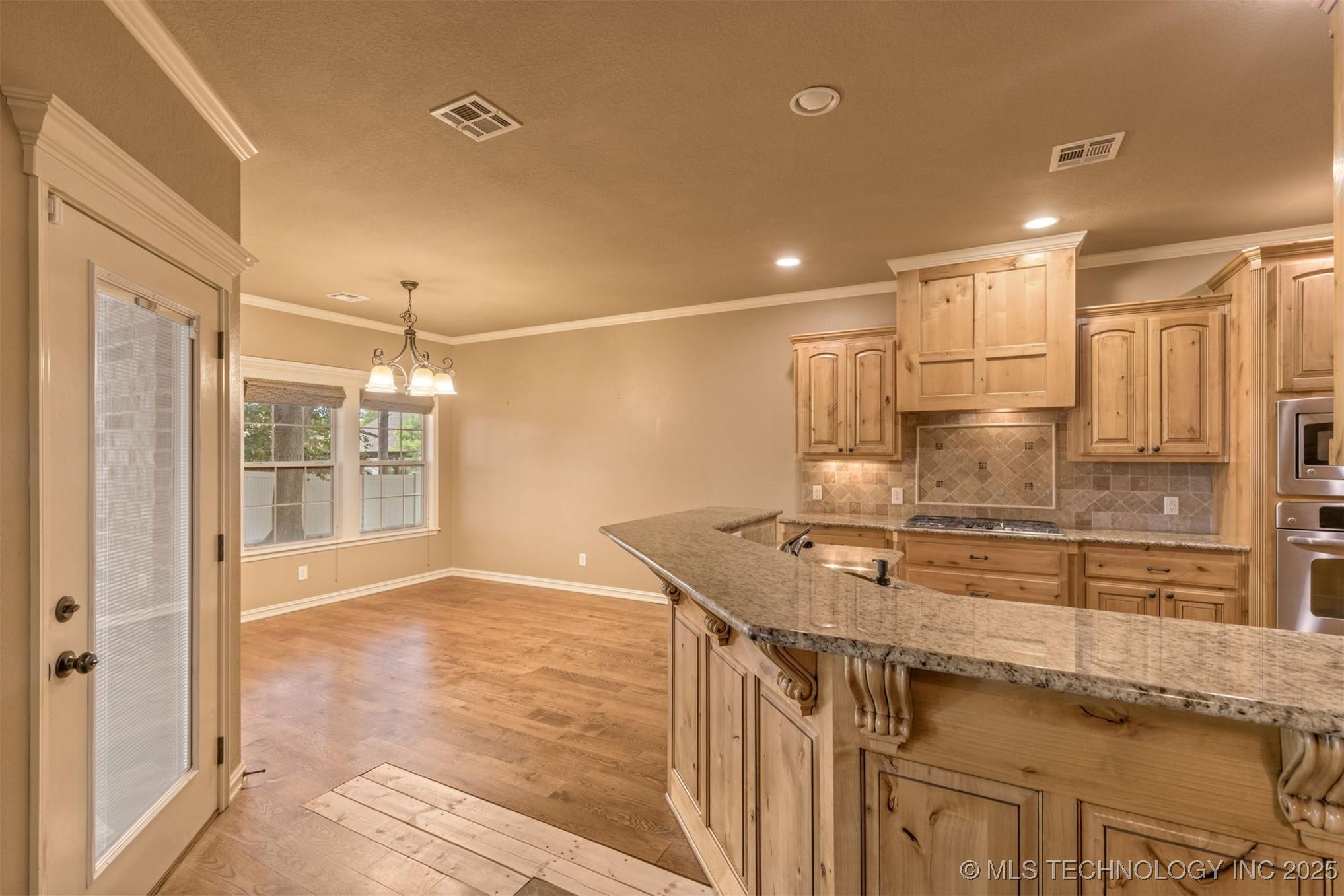 Broken Arrow, Oklahoma, 74014, United States, 4 Bedrooms Bedrooms, ,4 BathroomsBathrooms,Residential,For Sale,1921405
