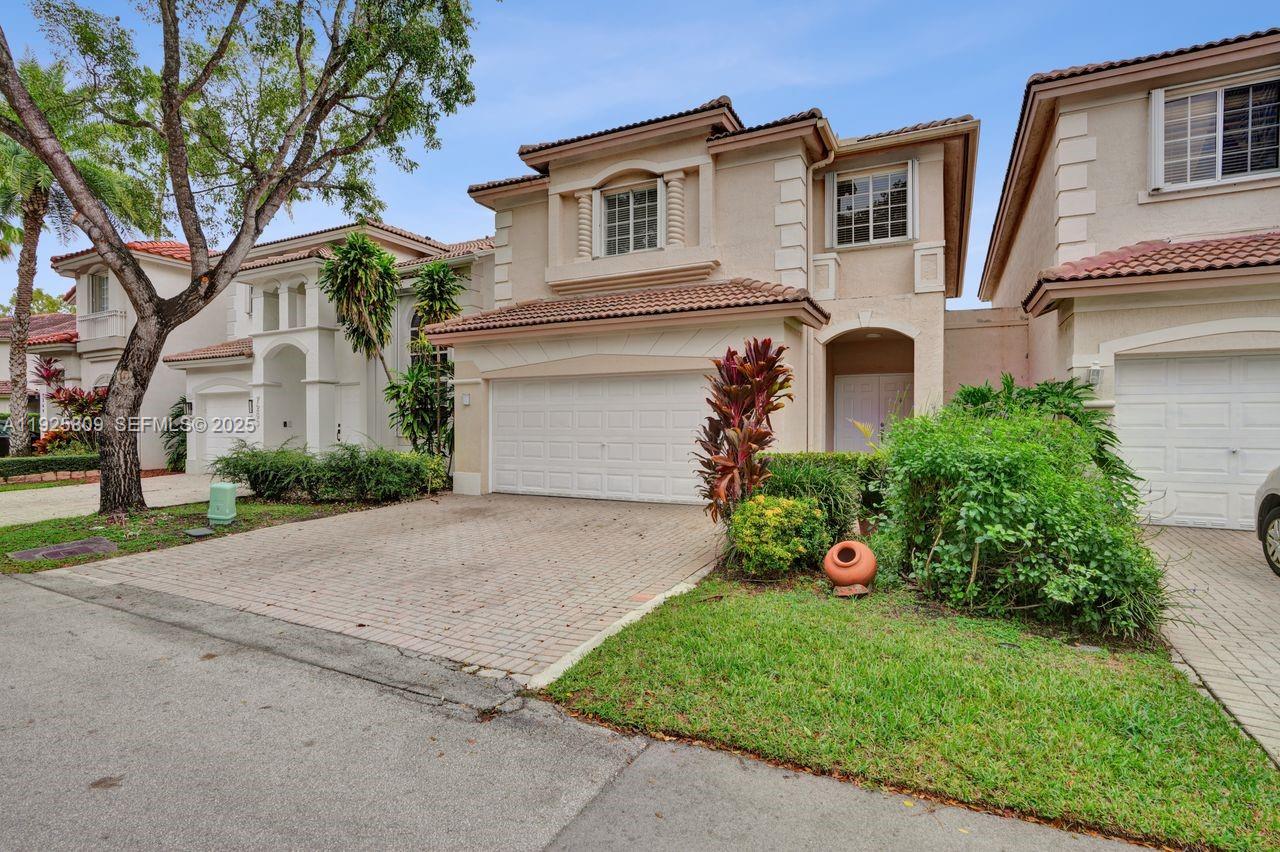 Doral, Florida, 33178, United States, 4 Bedrooms Bedrooms, ,3 BathroomsBathrooms,Residential,For Sale,2003230