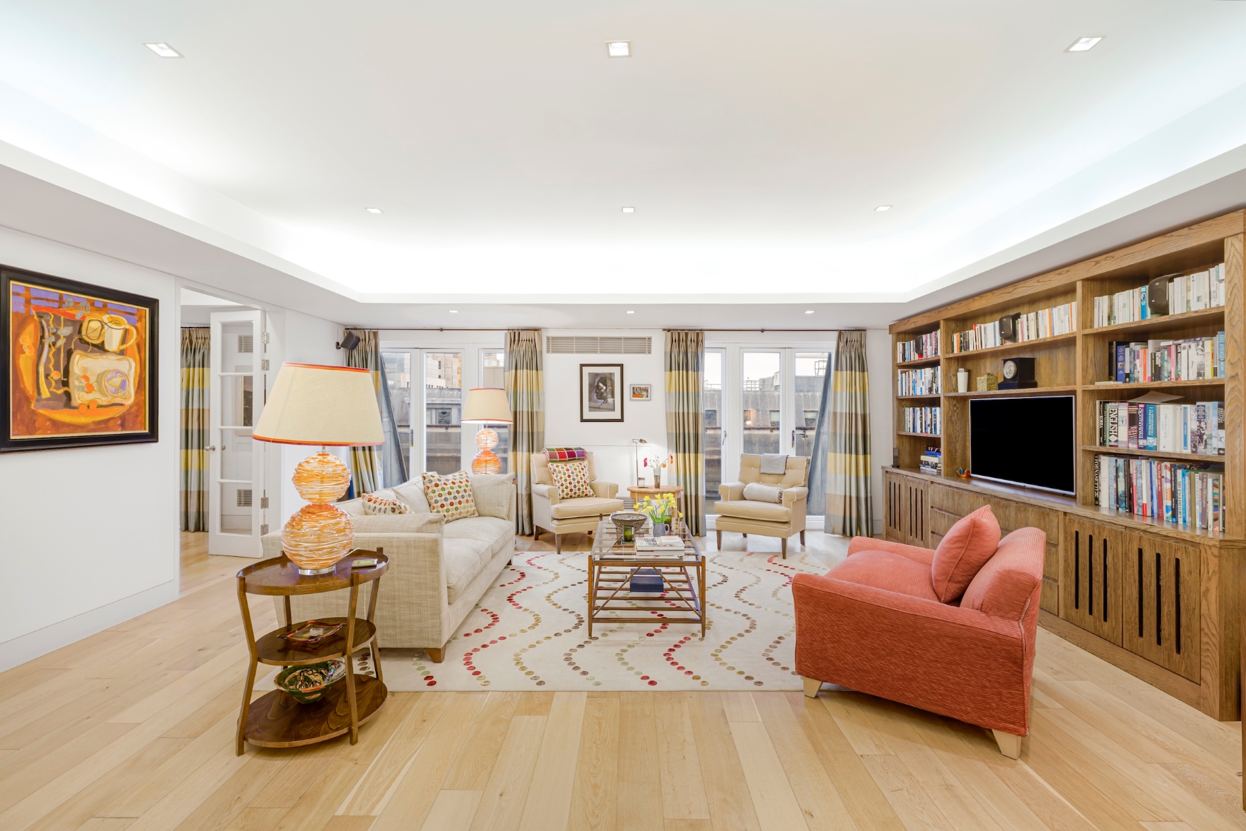 Striking penthouse in the heart of Marylebone 