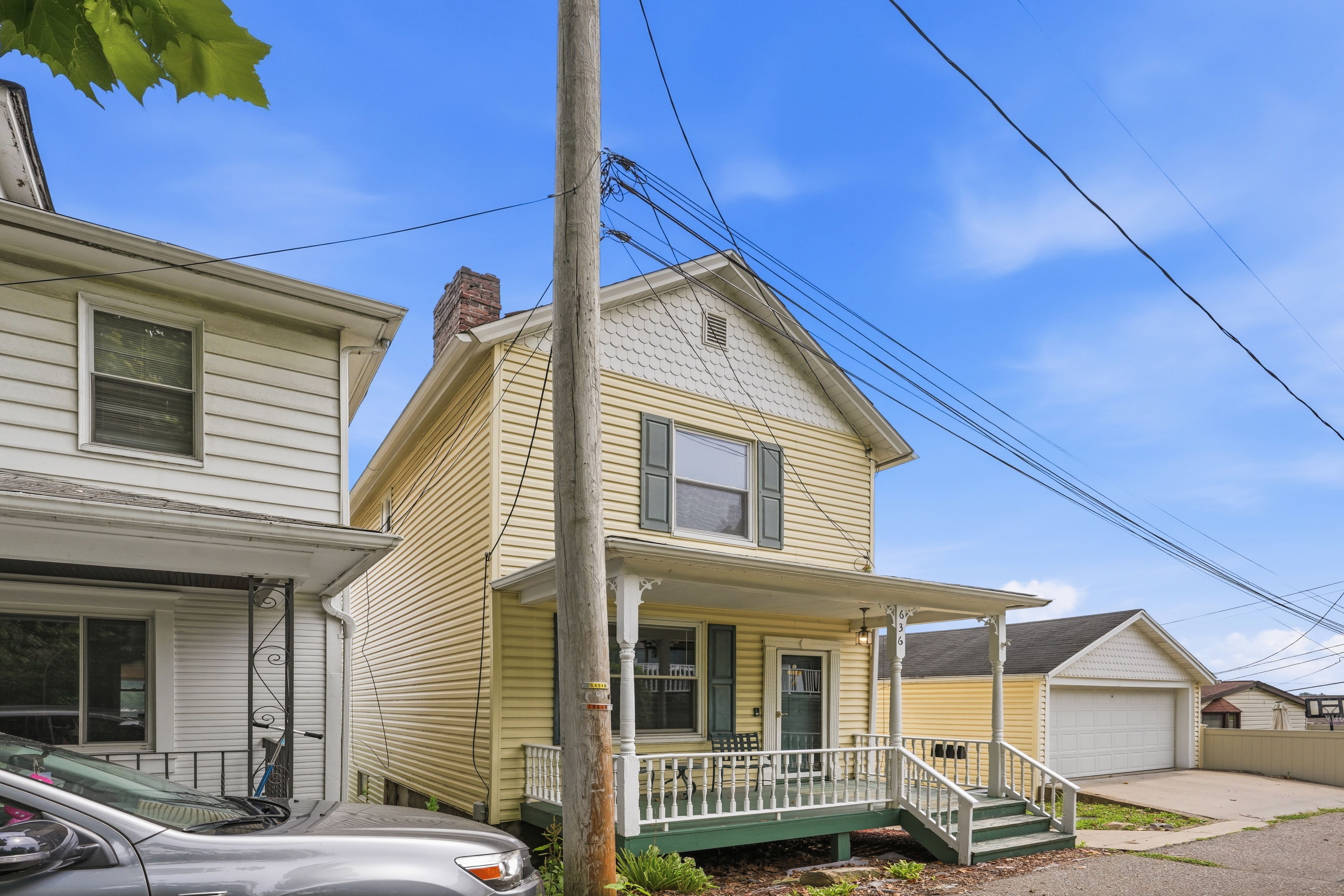  636 1/2 Fifth Avenue, Coraopolis, PA 15108 - 物件實景
