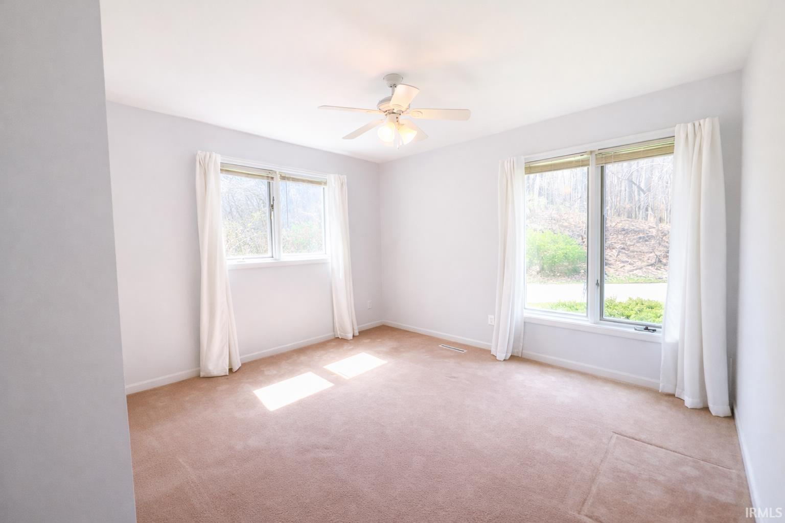 Angola, Indiana, 46703, United States, 3 Bedrooms Bedrooms, ,3 BathroomsBathrooms,Residential,For Sale,2018317