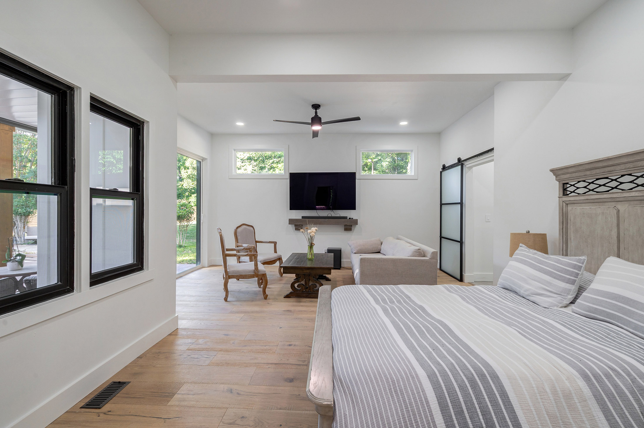  Fully Renovated Estate Blends Luxury, Flexibility & Resort-Style Living - 物件實景