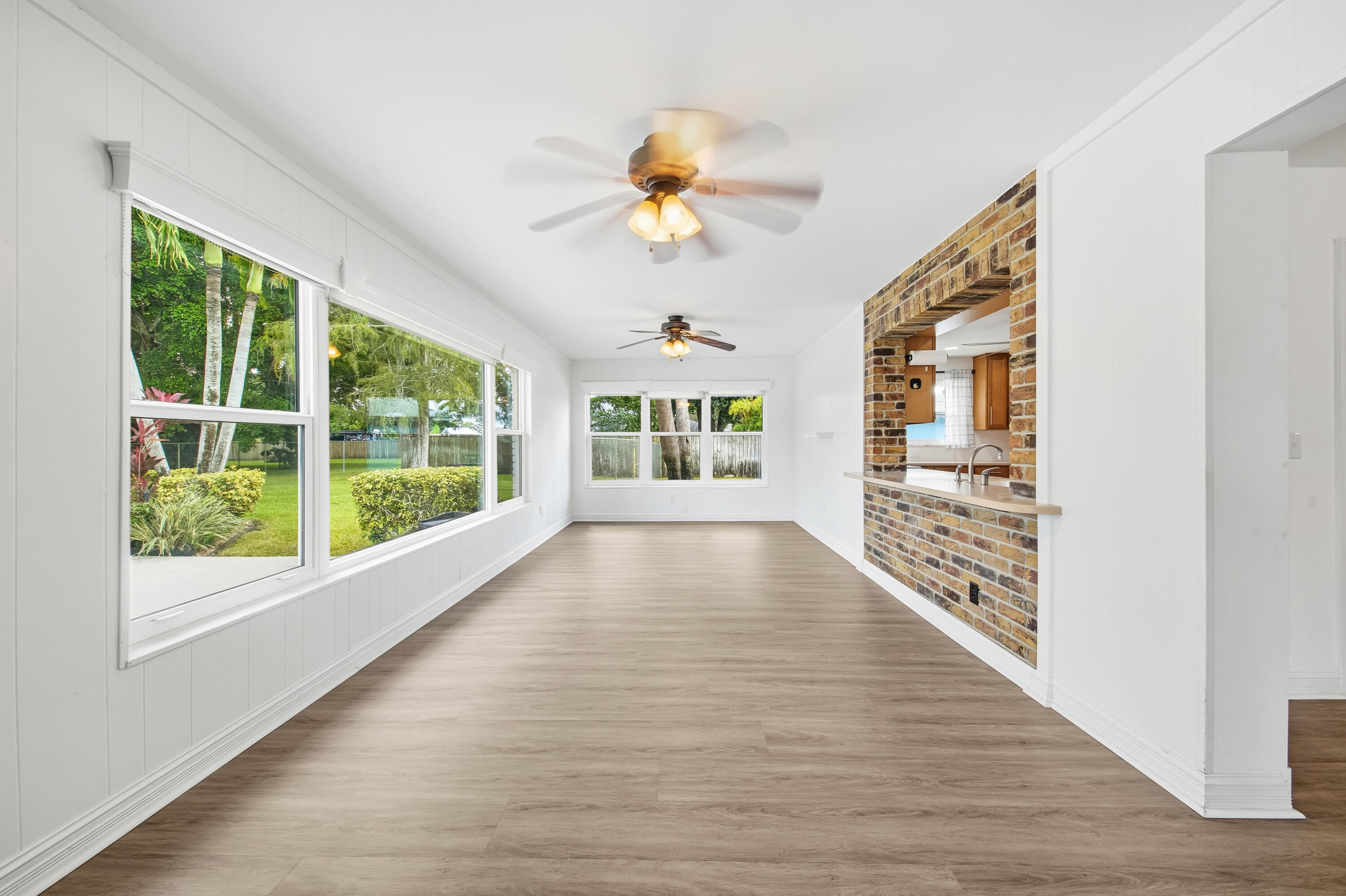 Royal Palm Beach, Florida, 33411, United States, 3 Bedrooms Bedrooms, ,3 BathroomsBathrooms,Residential,For Sale,1970121