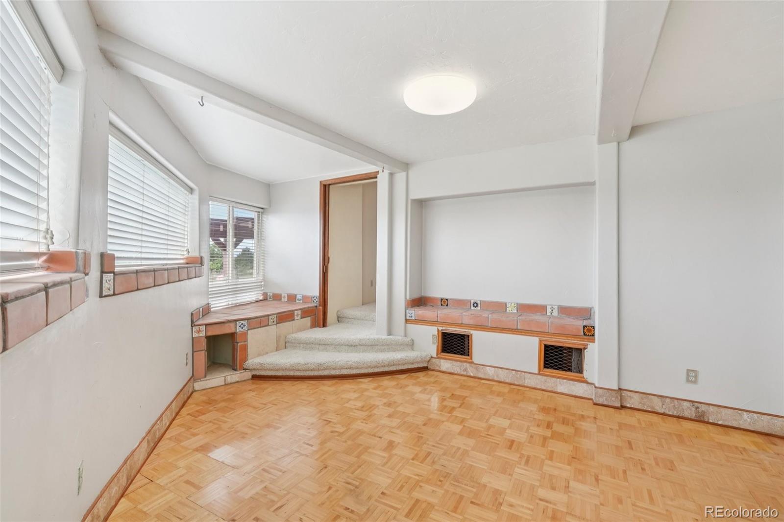 Aurora, Colorado, 80018, United States, 3 Bedrooms Bedrooms, ,4 BathroomsBathrooms,Residential,For Sale,1982686