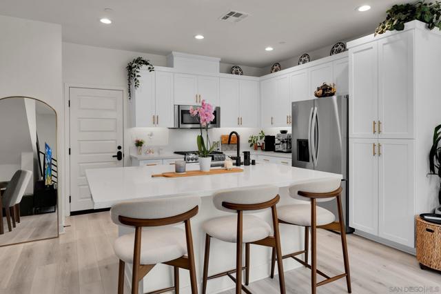 San Diego, California, 92126, United States, 3 Bedrooms Bedrooms, ,3 BathroomsBathrooms,Residential,For Sale,2048065