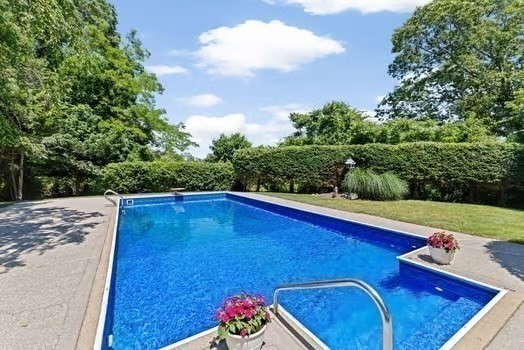 Duxbury, Massachusetts, 02332, United States, 5 Bedrooms Bedrooms, ,4 BathroomsBathrooms,Residential,For Sale,1876527