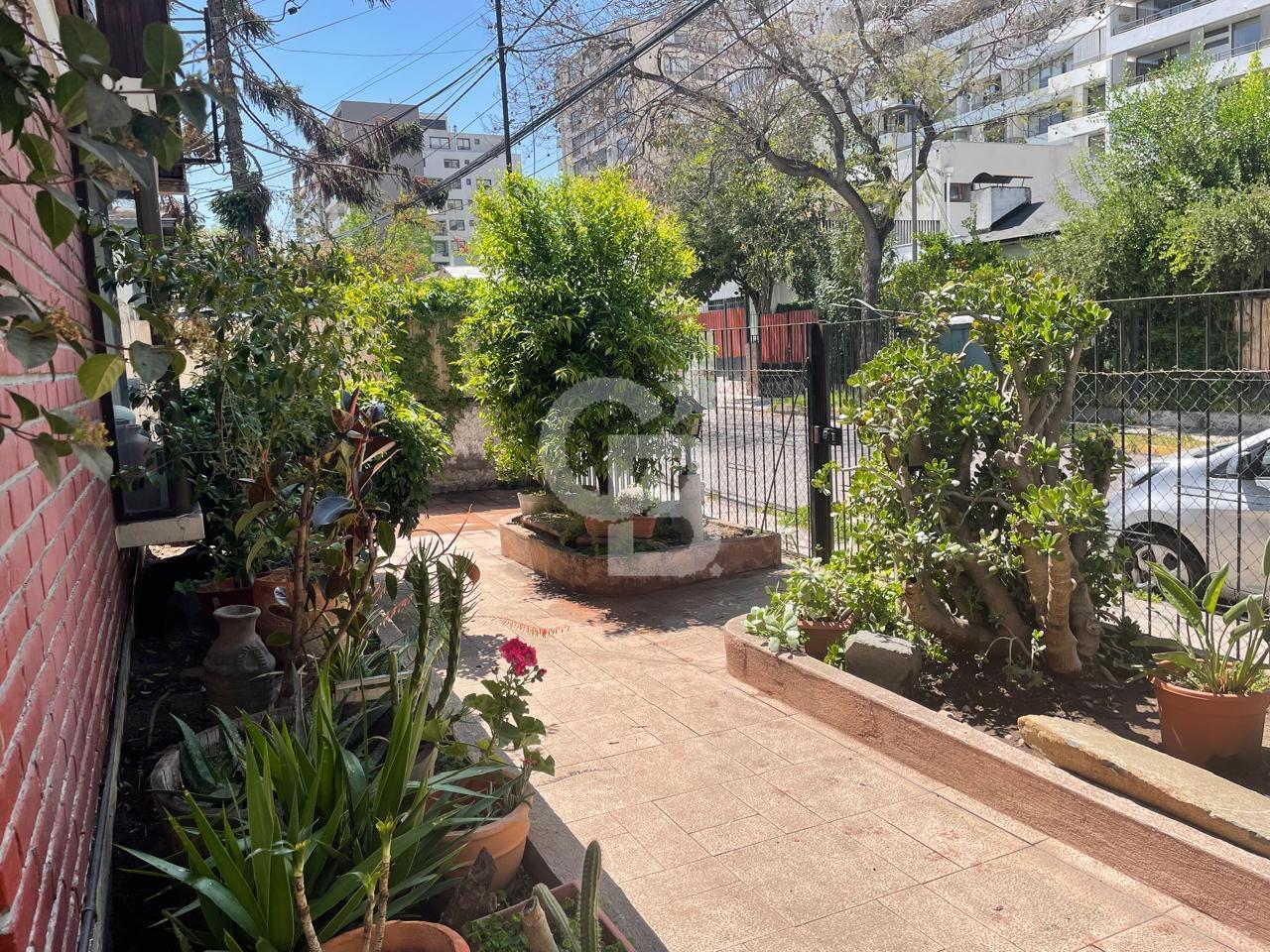 Las Condes, Chile, 5 Bedrooms Bedrooms, ,4 BathroomsBathrooms,Residential,For Sale,1996063