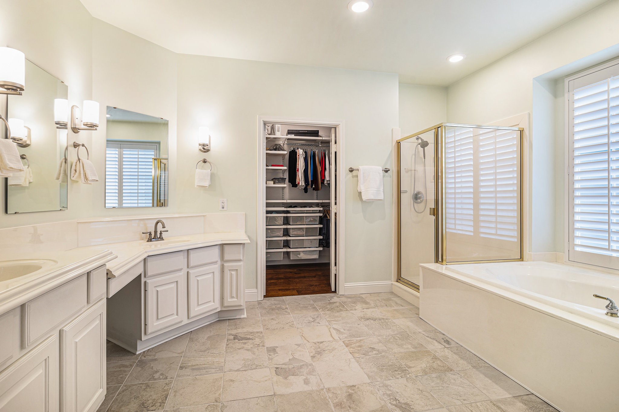 Spring, Texas, 77381, United States, 4 Bedrooms Bedrooms, ,4 BathroomsBathrooms,Residential,For Sale,1907463