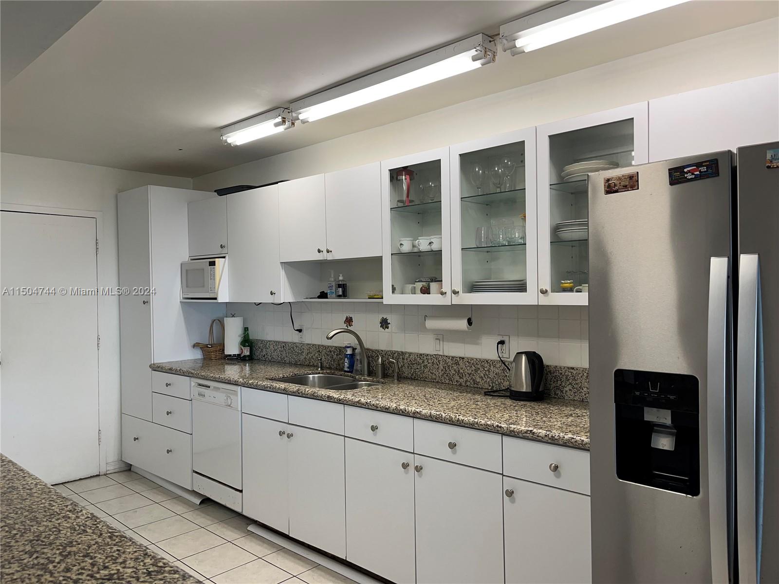 1880 S Ocean Dr Unit 306, Hallandale Beach, Florida, 33009, United States, 2 Bedrooms Bedrooms, ,2 BathroomsBathrooms,Residential,For Sale,1880 S Ocean Dr Unit 306,1433027