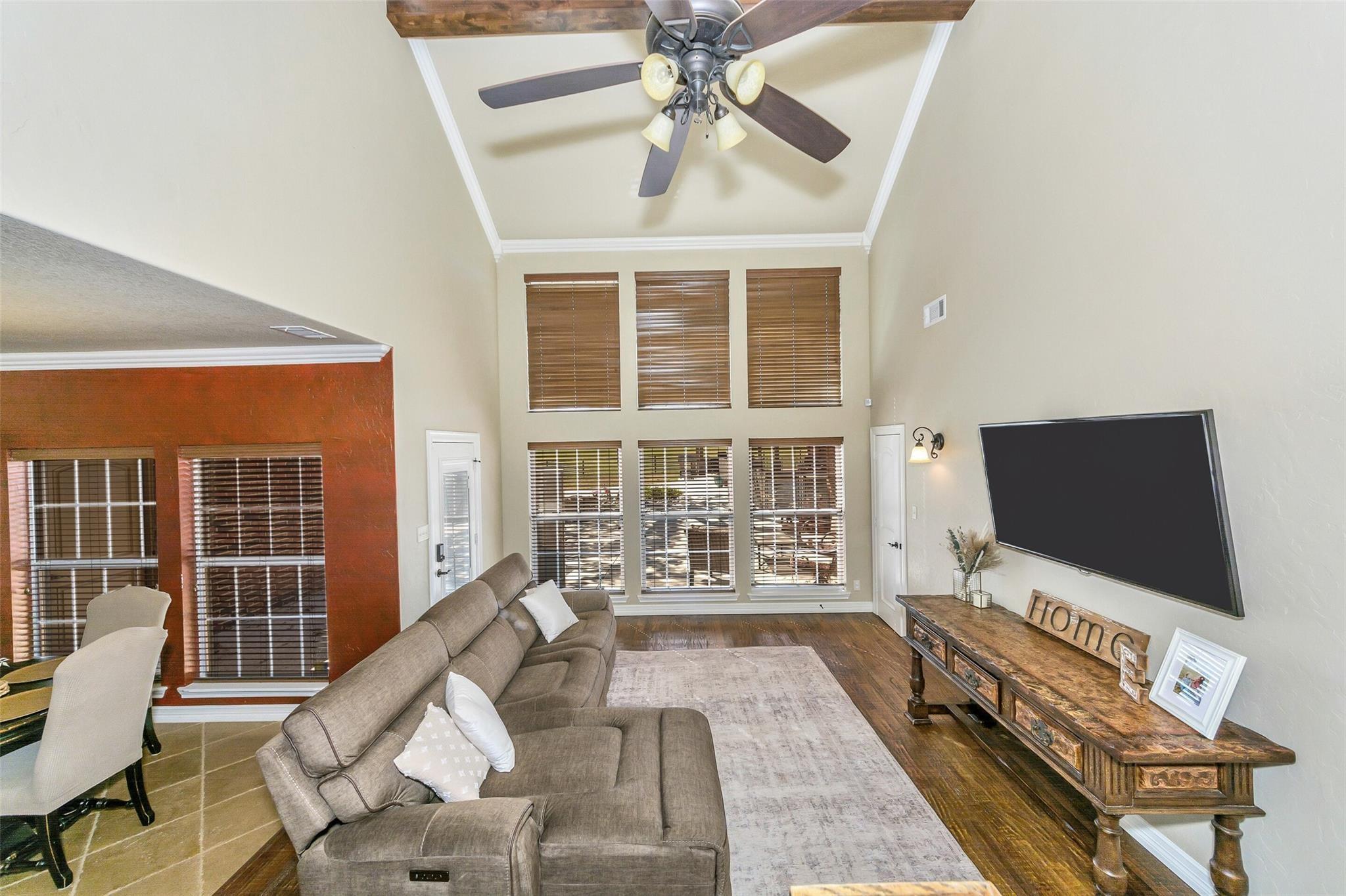 Boyd, Texas, 76023, United States, 4 Bedrooms Bedrooms, ,4 BathroomsBathrooms,Residential,For Sale,1981512