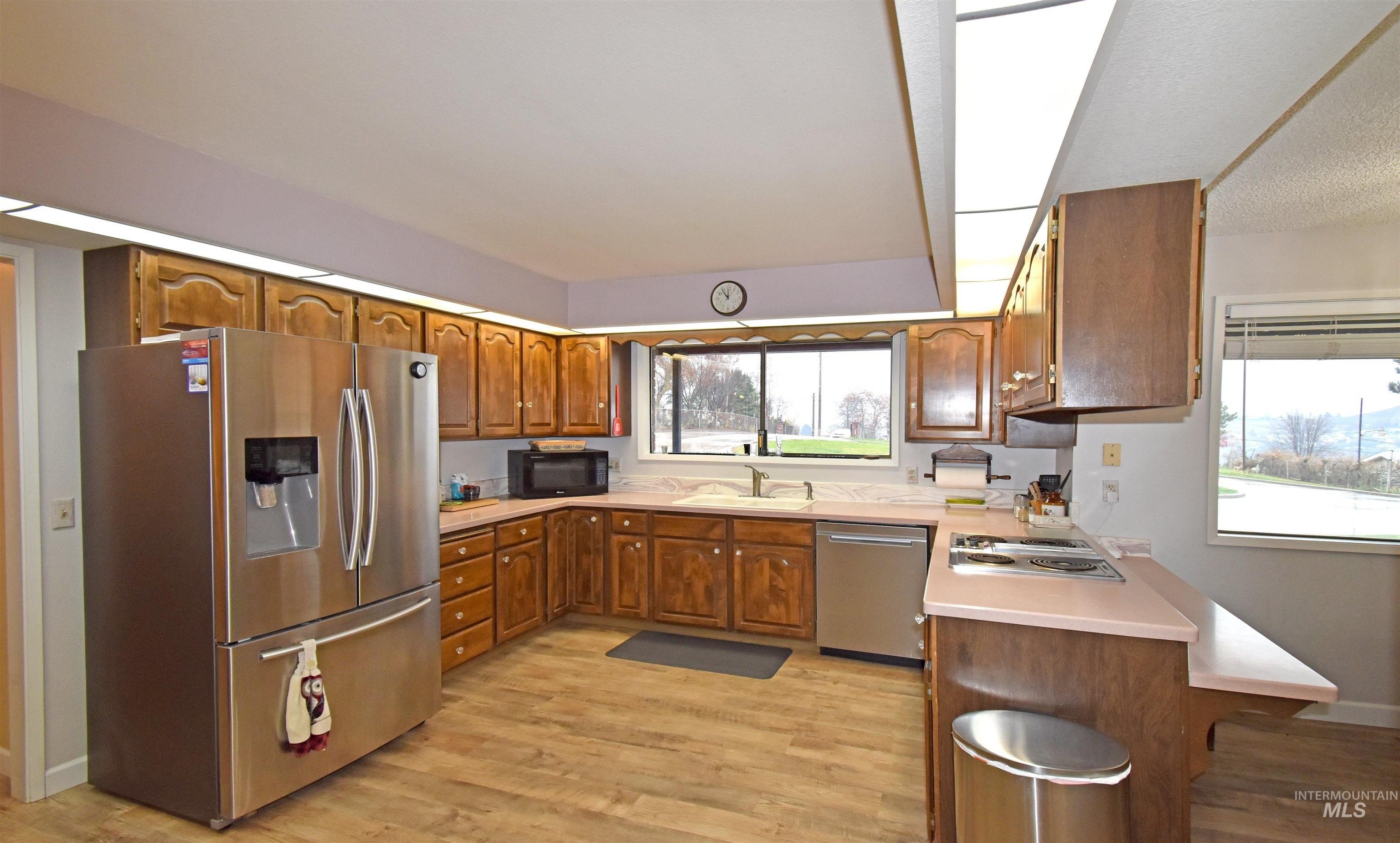 Clarkston, Washington, 99403, United States, 5 Bedrooms Bedrooms, ,4 BathroomsBathrooms,Residential,For Sale,2005826