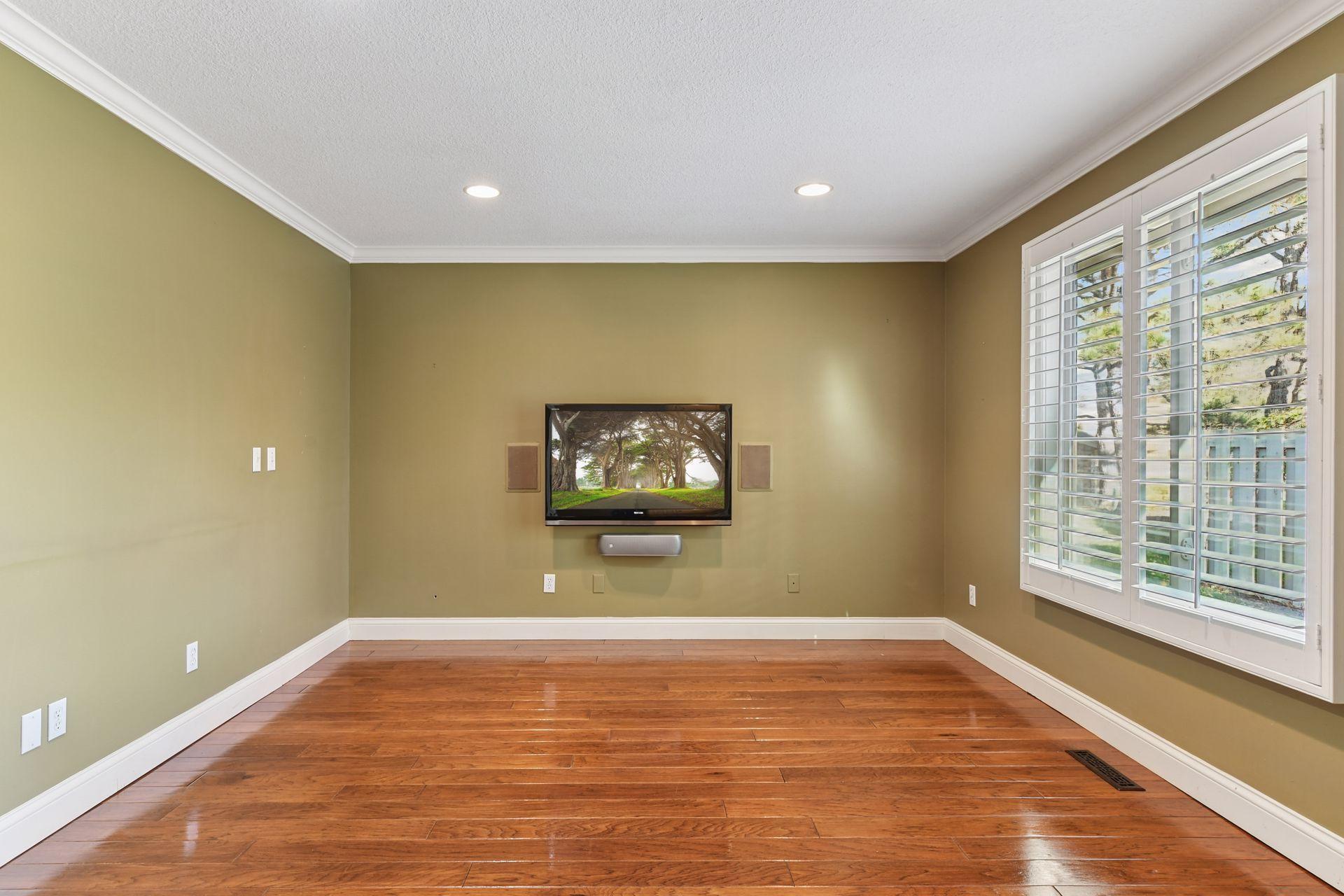 Plymouth, Minnesota, 55447, United States, 2 Bedrooms Bedrooms, ,1 BathroomBathrooms,Residential,For Sale,1995695