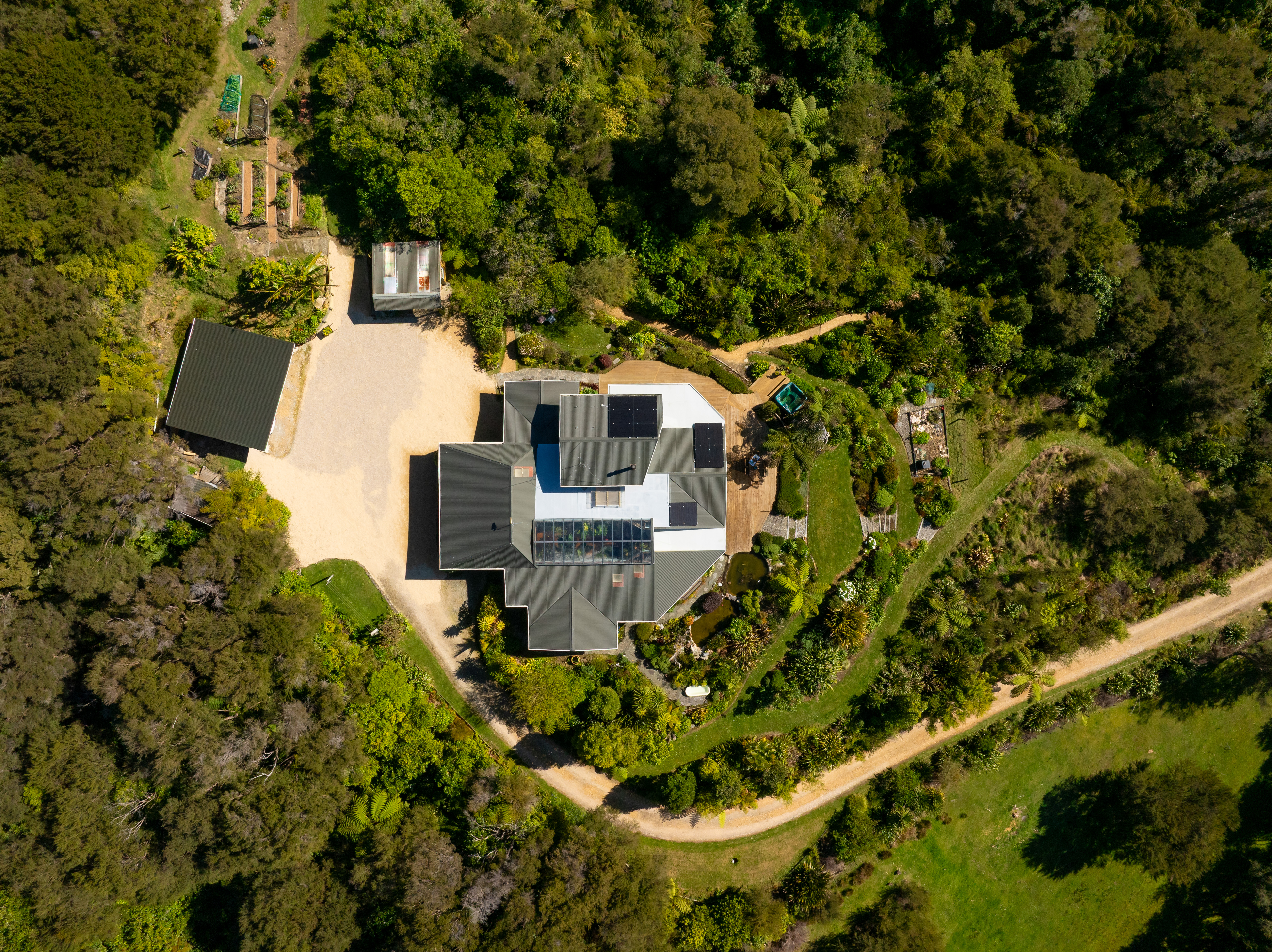 335 Patons Rock Road, Golden Bay - 物件實景