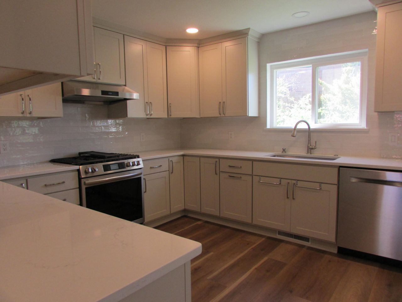 Albuquerque, New Mexico, 87111, United States, 4 Bedrooms Bedrooms, ,3 BathroomsBathrooms,Residential,For Sale,1919605