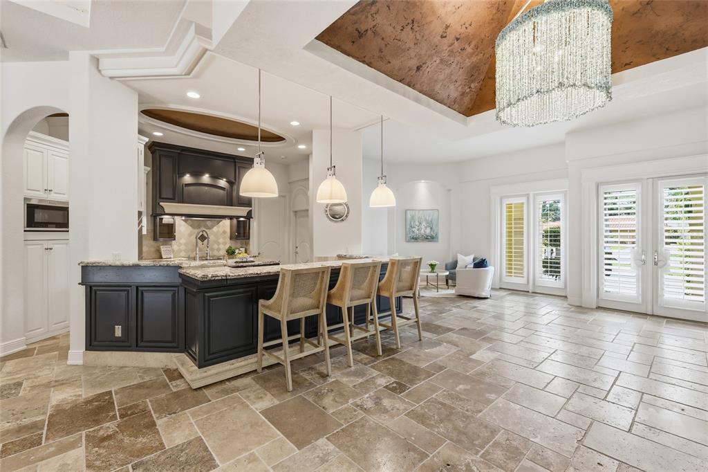 Sarasota, Florida, 34234, United States, 3 Bedrooms Bedrooms, ,3 BathroomsBathrooms,Residential,For Sale,1989538