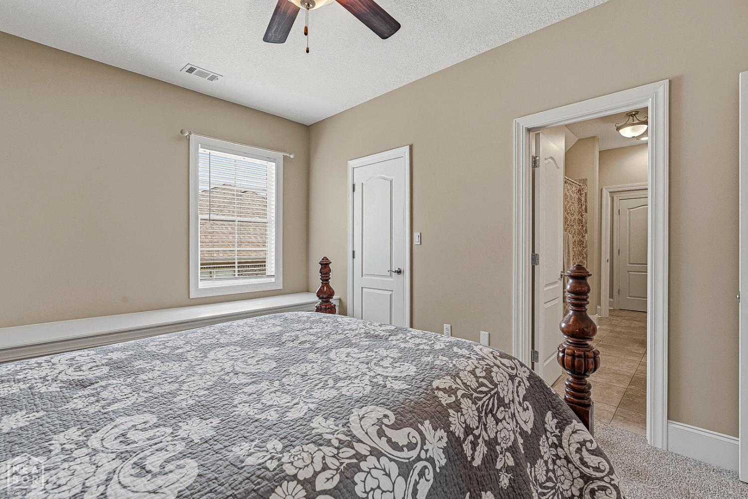 Jonesboro, Arkansas, 72405, United States, 4 Bedrooms Bedrooms, ,4 BathroomsBathrooms,Residential,For Sale,2039868