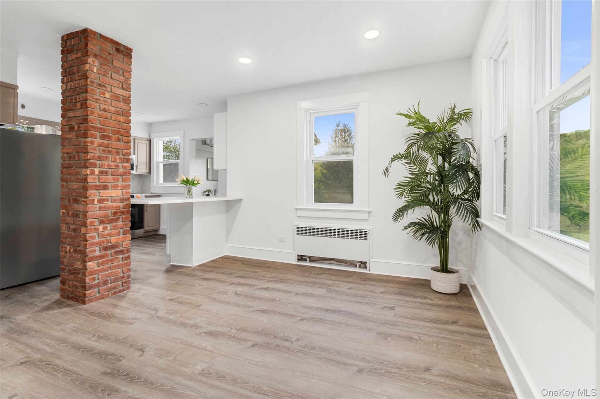 Mount Kisco, New York, 10549, United States, 3 Bedrooms Bedrooms, ,2 BathroomsBathrooms,Residential,For Sale,1948417